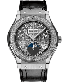 Classic Fusion Aerofusion Moonphase Titanium Diamonds / 42mm