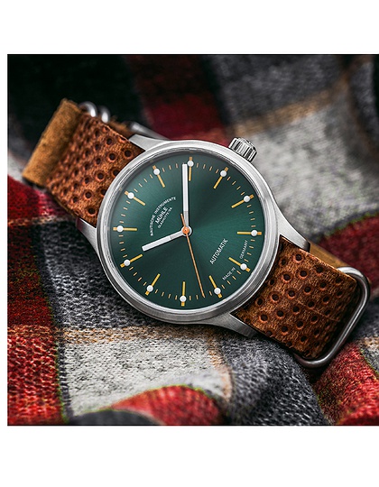 Men's watch / unisex  MÜHLE-GLASHÜTTE, Panova Green / 40mm, SKU: M1-40-76-LB-I | dimax.lv