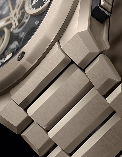 Men's watch / unisex  HUBLOT, Big Bang Integrated Beige Ceramic / 42mm, SKU: 451.CZ.4620.CZ | dimax.lv