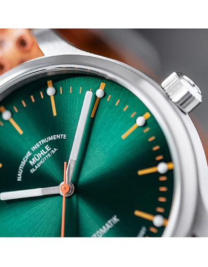 Men's watch / unisex  MÜHLE-GLASHÜTTE, Panova Green / 40mm, SKU: M1-40-76-NB-IV | dimax.lv